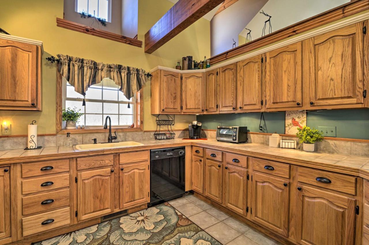 Private Family Home With Deck, Porch And Forest Views! McComas Beach Bagian luar foto