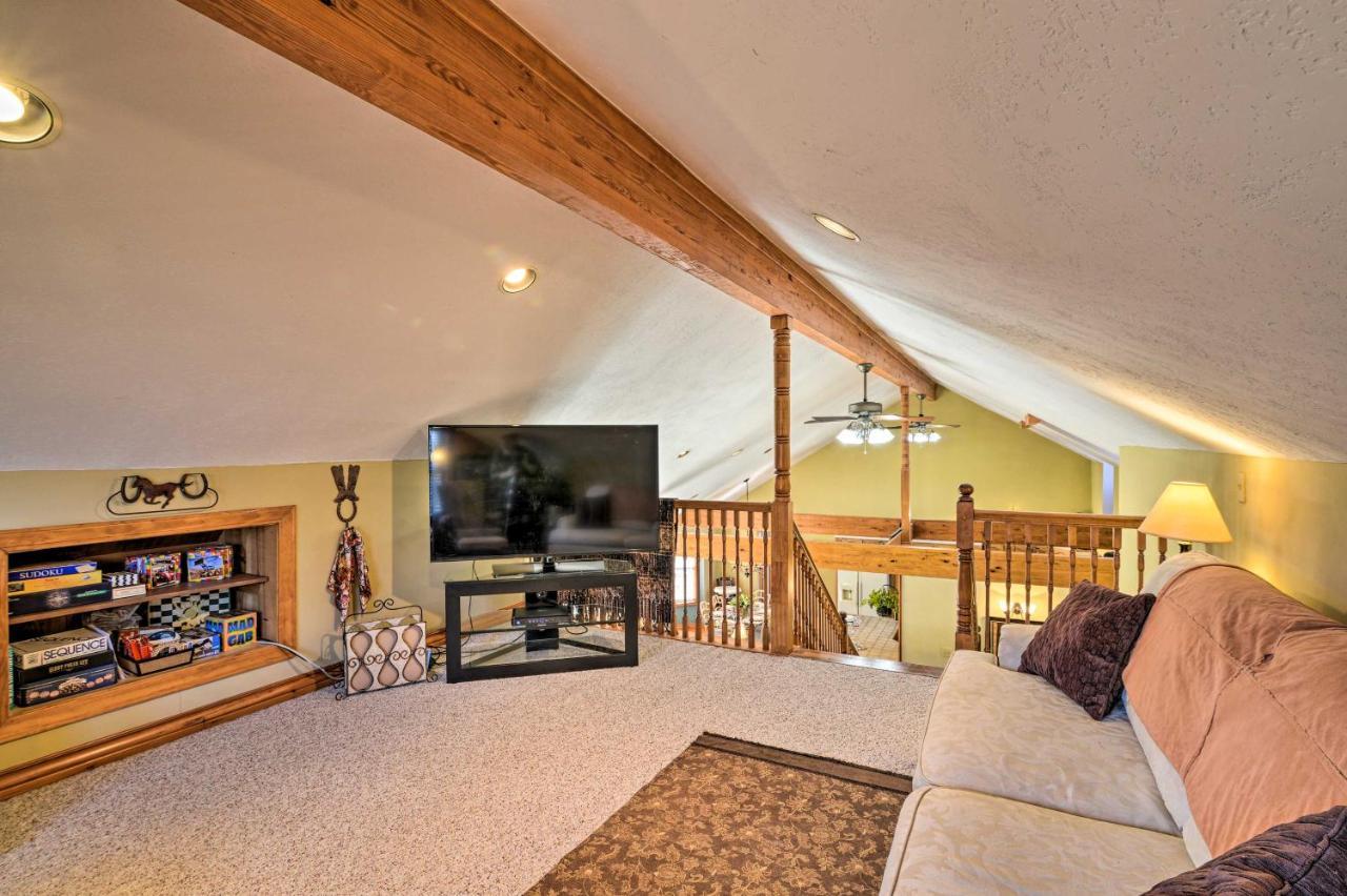 Private Family Home With Deck, Porch And Forest Views! McComas Beach Bagian luar foto